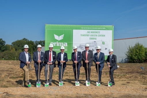 Startschot voor project „Home of Teamsport“: De eerste schop in de grond voor het nieuwe ERIMA-logistiekcentrum