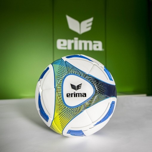 Nouveauté mondiale: avec le système innovateur ERIMA HYBRID TRAINING, ERIMA présente le ballon de football du futur